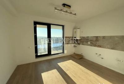 Casă cu 4 camere cu Teren 401 Mp în Domnești