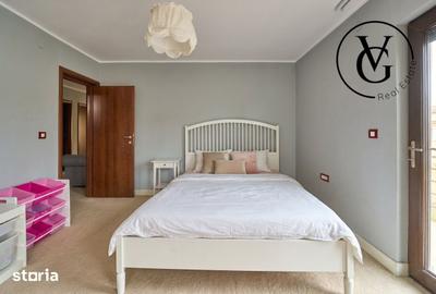 Casă cu 4 camere decomandat cu Teren 236 Mp în Central