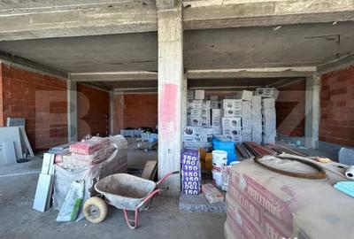 Spațiu comercial, de 140 mp, în Central
