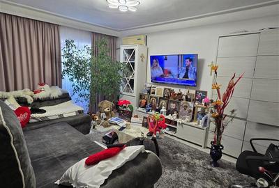 Apartament cu 3 camere decomandat în Dacia