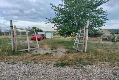 Teren de 35 mp, în Central - 1
