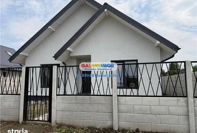 Casă cu 4 camere cu Teren 500 Mp în Domnești