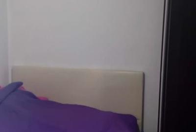 Apartament cu 3 camere semidecomandat în Mureșeni