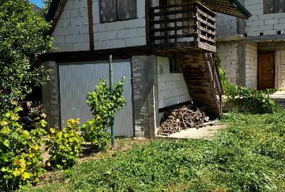 Casă individuală cu 6 camere cu Teren 1000 Mp în Dobrovăț - 2