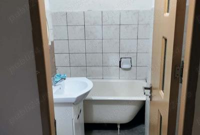 Apartament cu 3 camere decomandat în Păcurari - 2