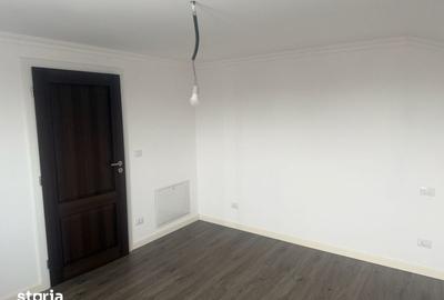 Casă cu 5 camere cu Teren 2000 Mp în Podari - 7