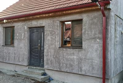 Casă cu 3 camere cu Teren 1500 Mp în Denta