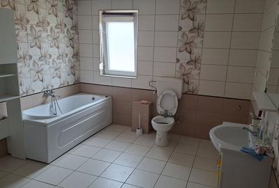 Casă cu 4 camere în Paleu - 1
