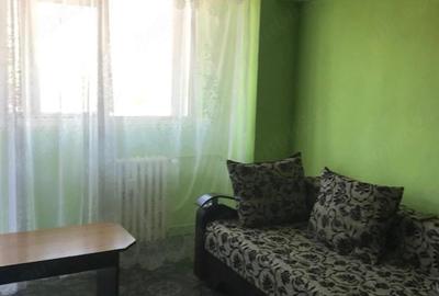 Apartament cu 2 camere semidecomandat în Rahova