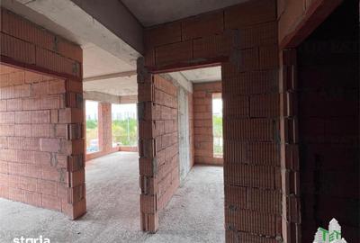 Apartament cu 3 camere în Ghencea