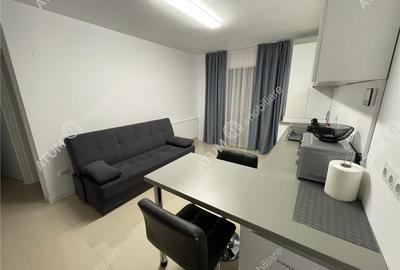 Apartament cu 3 camere decomandat, mobilat în Exterior Sud