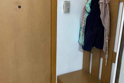 Garsonieră semidecomandată în Lipovei