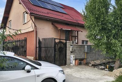 Casă cu 6 camere cu Teren 390 Mp în Sânandrei - 2