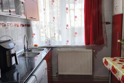 Apartament cu 3 camere decomandat în Ultracentral