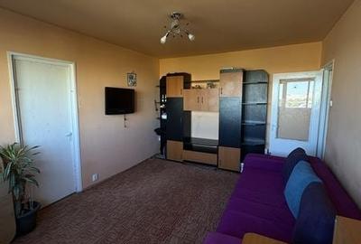 Apartament cu 2 camere semidecomandat în Republicii