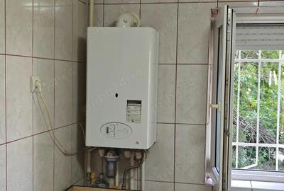 Casă cu 3 camere decomandat în Micro 14 - 6