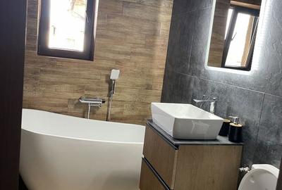 Apartament cu 4 camere în Central - 13