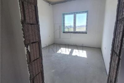 Casă cu 3 camere în Central