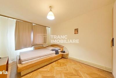 Apartament cu 3 camere decomandat, mobilat în Aurel Vlaicu