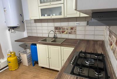 Casă cu 4 camere în Central - 13
