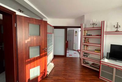 Apartament cu 3 camere decomandat în Basarab - 3