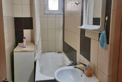 Garsonieră decomandată în Astra - 3