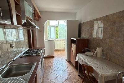 Apartament cu 3 camere semidecomandat în Copou - 4