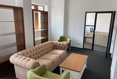 Birou, de 856.15002441406 mp, în Ștefan cel Mare - 1