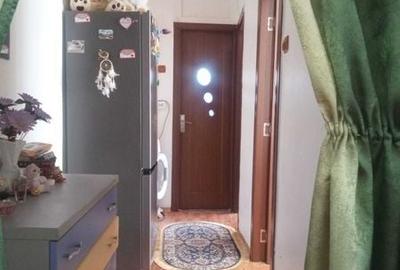 Apartament cu 4 camere nedecomandat în Petros - 2
