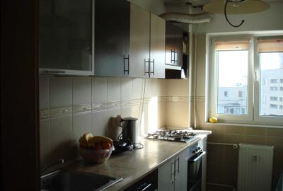 Apartament cu 2 camere decomandat în Dristor