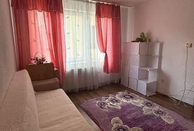 Apartament cu 2 camere în Aleea Trandafirilor