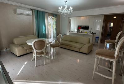 Penthouse cu 4 camere decomandat, mobilat în Băneasa