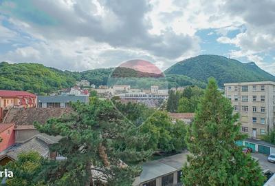 Apartament cu 2 camere, mobilat în 15 Noiembrie