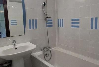 Apartament cu 3 camere semidecomandat în Drumul Taberei
