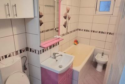 Apartament cu 3 camere decomandat în Sârbi - 2