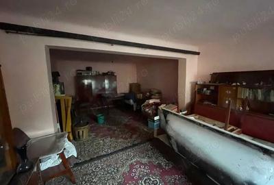 Casă cu 2 camere cu Teren 440 Mp în Central - 3