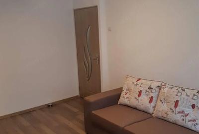 Garsonieră decomandată în Complex Studențesc
