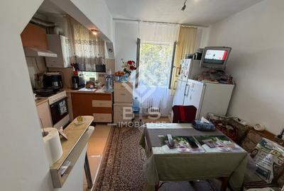 Apartament cu 3 camere semidecomandat în Decebal - 2