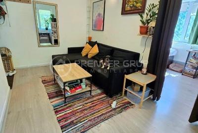 Apartament cu 2 camere nedecomandat în Podu Roș