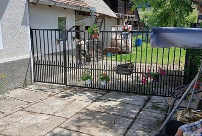 Casă cu 4 camere cu Teren 1618 Mp în Chirpăr - 3