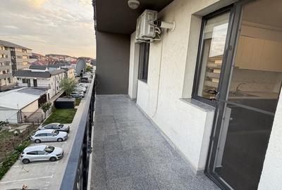 Apartament cu 3 camere decomandat în Fundeni - 1