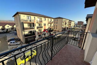 Apartament cu 2 camere semidecomandat, mobilat în Valea Adâncă