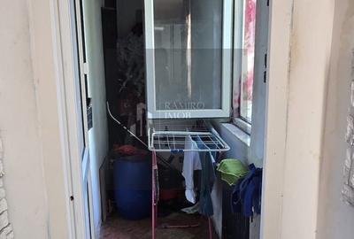 Apartament cu 2 camere decomandat în Berceni