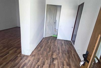 Casă cu 2 camere în Turnișor