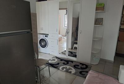 Garsonieră decomandată în Central