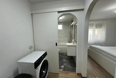 Apartament cu 2 camere semidecomandat, mobilat în Central - 1