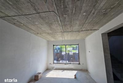 Casă cu 4 camere cu Teren 390 Mp în Miroslava - 14