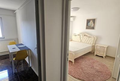 Apartament cu 2 camere decomandat în Gară