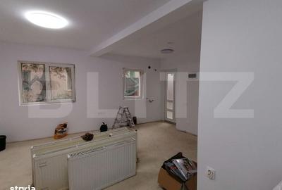 Spațiu comercial, de 73 mp, în Central