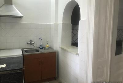 Casă individuală cu 4 camere cu Canalizare în P-ța Maria - 4